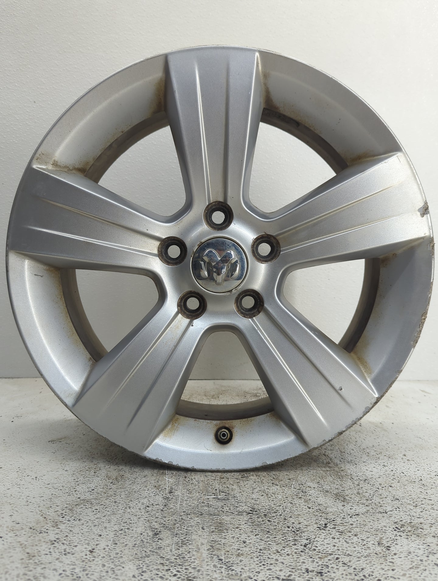 2010-2012 Dodge Caliber Oem Wheel Rim - Oemusedautoparts1.com