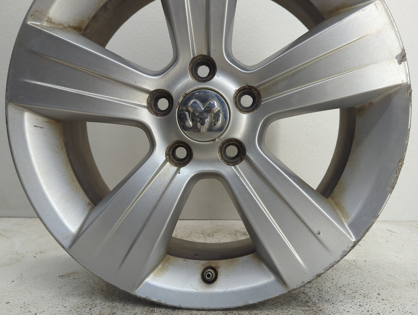 2010-2012 Dodge Caliber Oem Wheel Rim 1034840 - Oemusedautoparts1.com