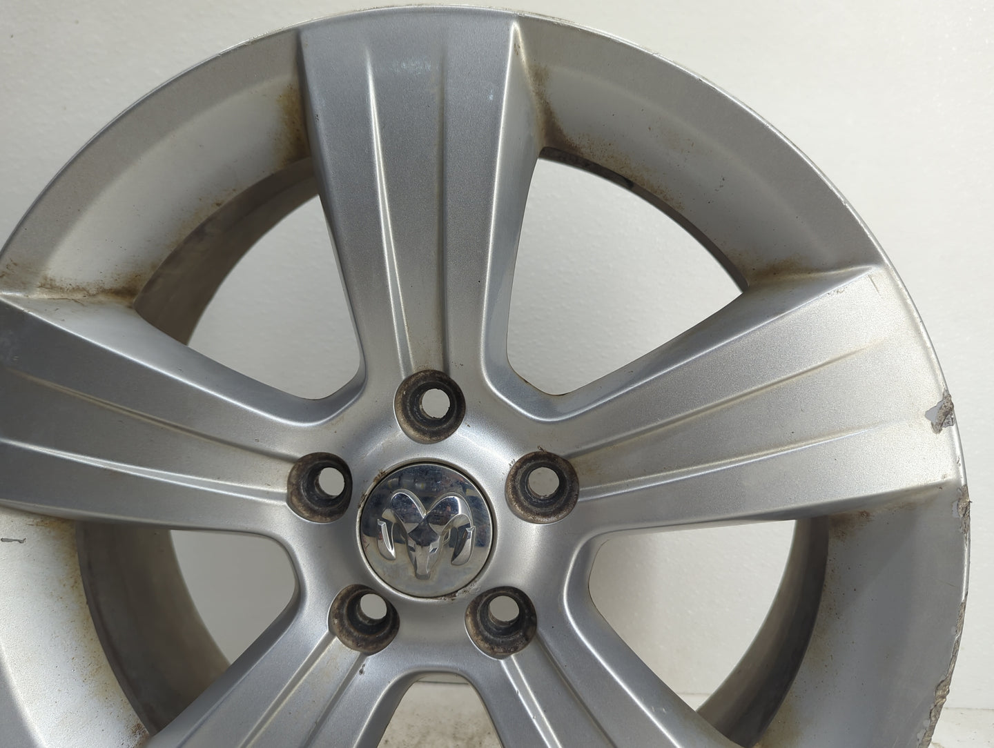 2010-2012 Dodge Caliber Oem Wheel Rim 1034840 - Oemusedautoparts1.com