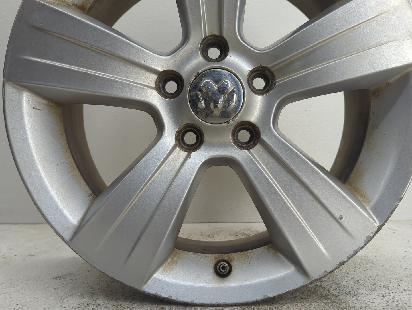 2010-2012 Dodge Caliber Oem Wheel Rim 1034840 - Oemusedautoparts1.com
