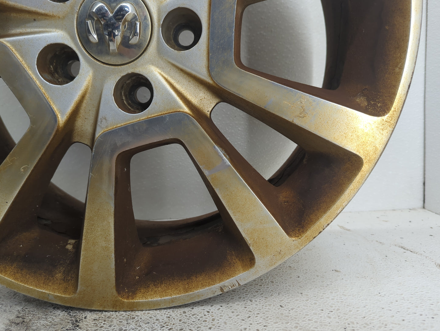 2010-2012 Dodge Caliber Oem Wheel Rim 1049741 - Oemusedautoparts1.com