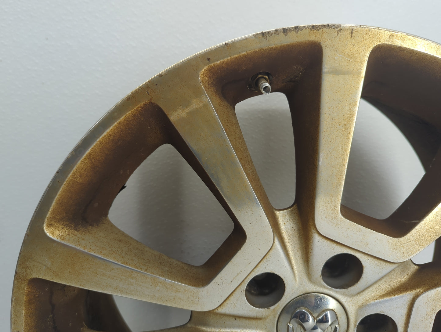 2010-2012 Dodge Caliber Oem Wheel Rim 1049741 - Oemusedautoparts1.com