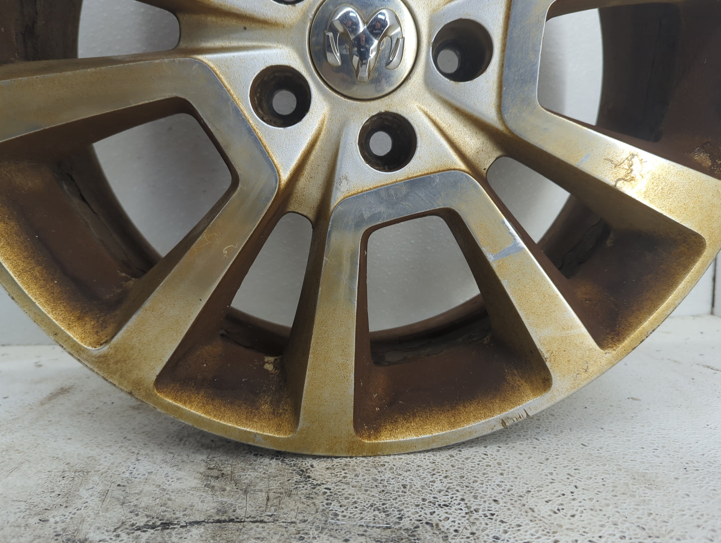 2010-2012 Dodge Caliber Oem Wheel Rim 1049741 - Oemusedautoparts1.com