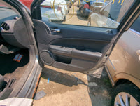 2011 Dodge Caliber Front Right Passenger Interior Door Panel Trim 1051685 - Oemusedautoparts1.com