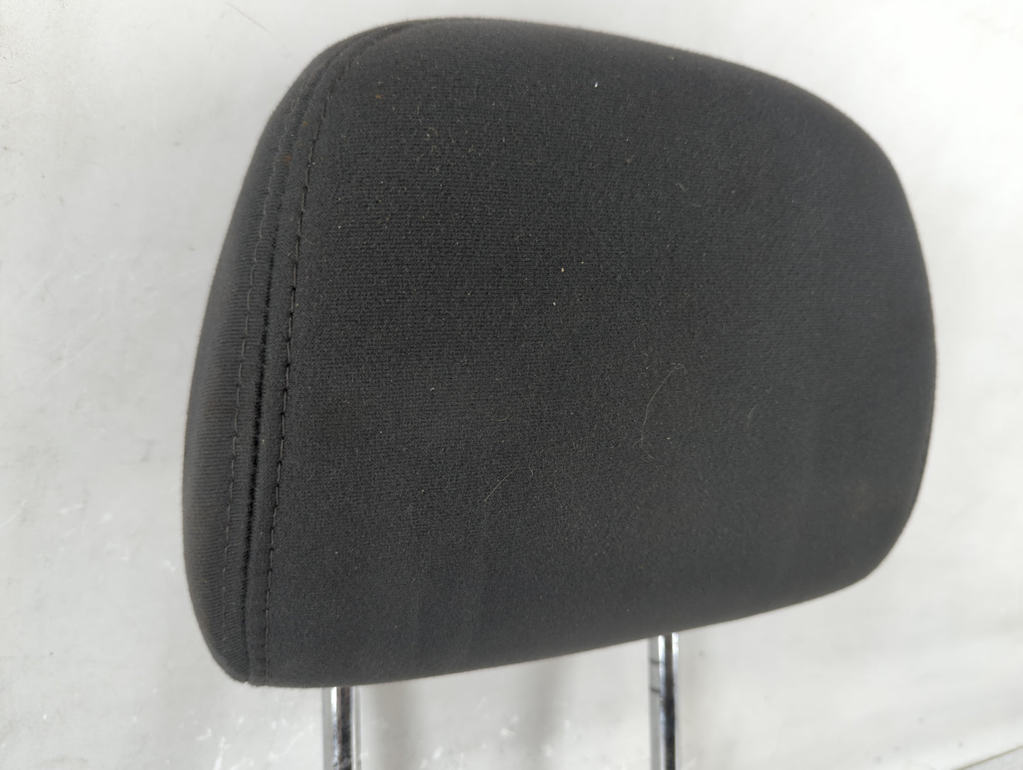 2009-2012 Dodge Caliber Headrest Head Rest Front Driver Passenger Seat Fits Fits 2009 2010 2011 2012 OEM Used Auto Parts - O