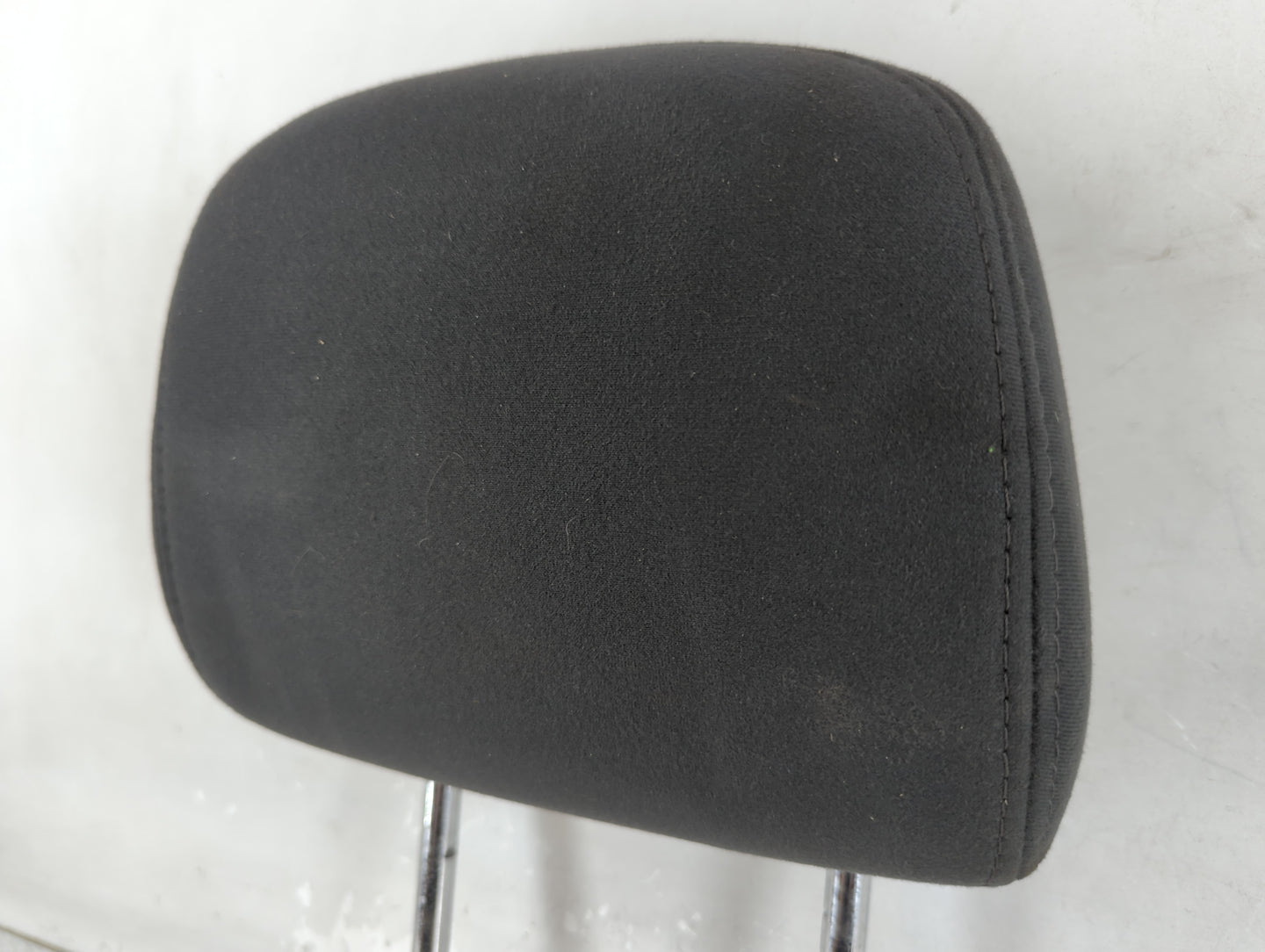 2009-2012 Dodge Caliber Headrest Head Rest Front Driver Passenger Seat Fits Fits 2009 2010 2011 2012 OEM Used Auto Parts - O
