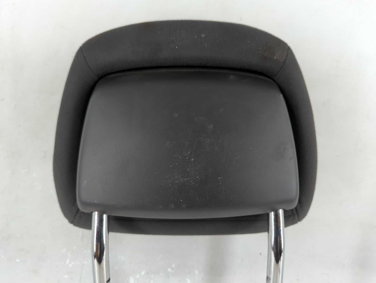 2009-2012 Dodge Caliber Headrest Head Rest Front Driver Passenger Seat Fits Fits 2009 2010 2011 2012 OEM Used Auto Parts - O