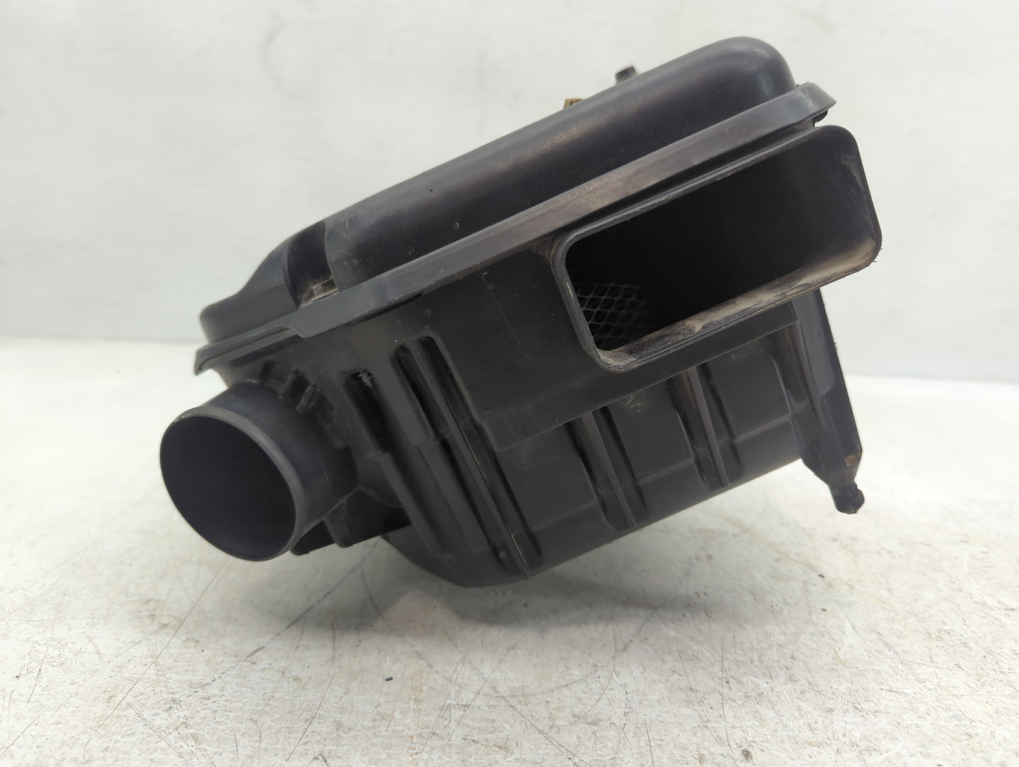 2011-2012 Dodge Caliber Air Cleaner Intake-duct Hose Tube - Oemusedautoparts1.com