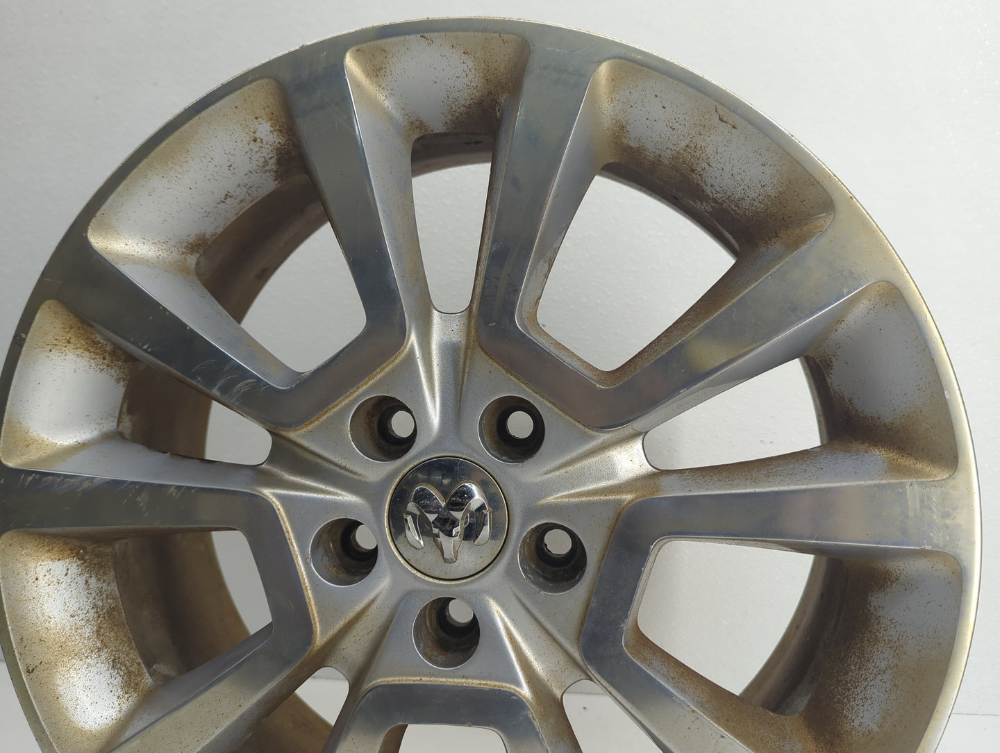 2010-2012 Dodge Caliber Oem Wheel Rim 1086383 - Oemusedautoparts1.com