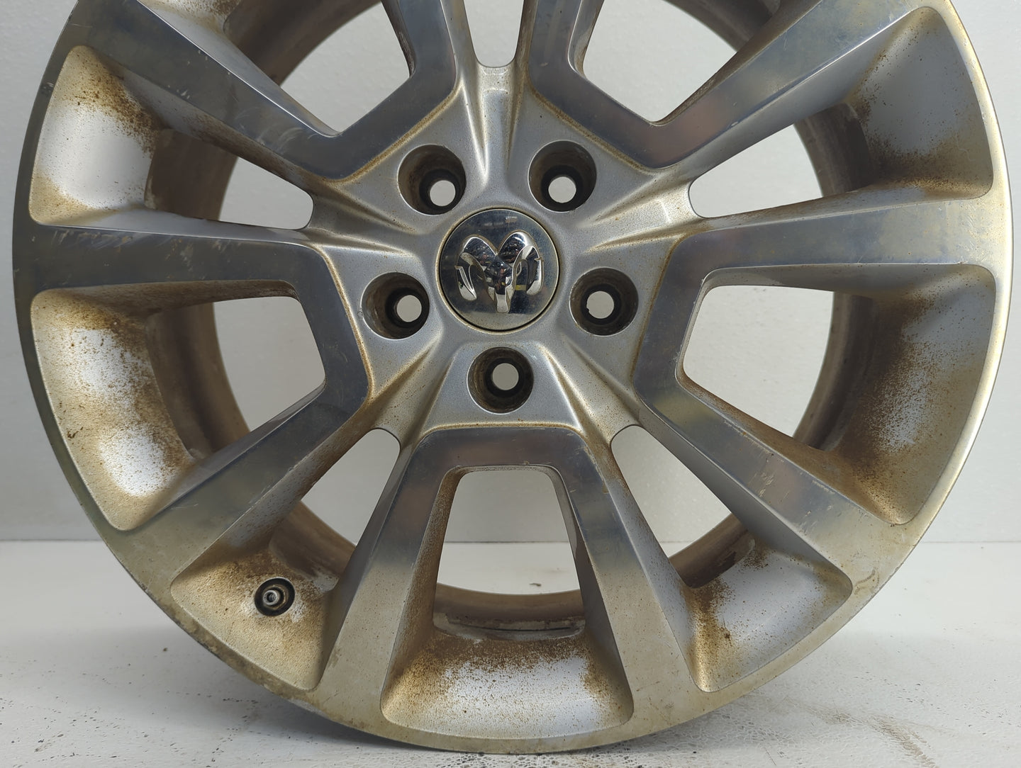 2010-2012 Dodge Caliber Oem Wheel Rim 1086383 - Oemusedautoparts1.com