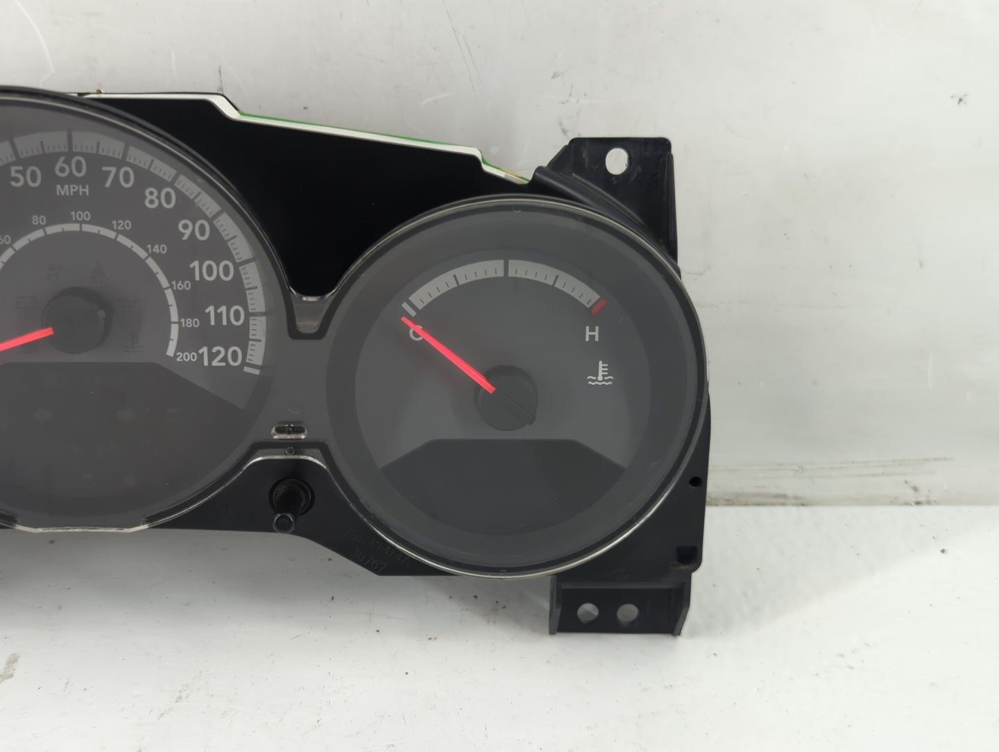 2011-2012 Dodge Caliber Instrument Cluster Speedometer Gauges P/N:P68087322AB Fits Fits 2011 2012 OEM Used Auto Parts - Oemu