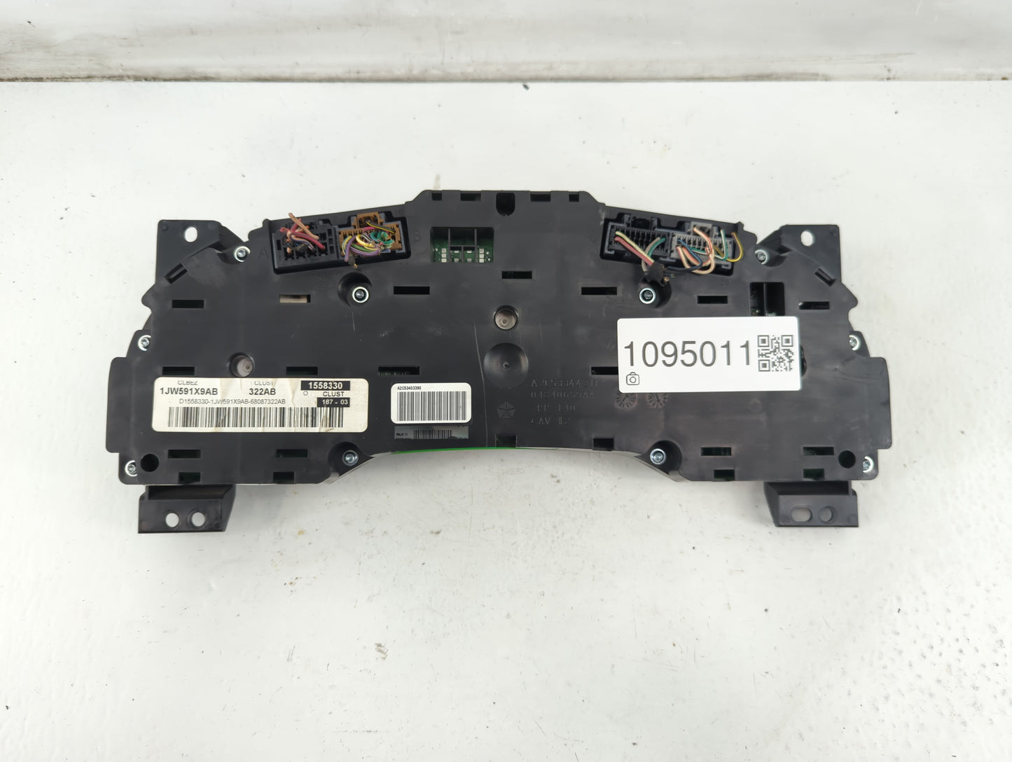 2011-2012 Dodge Caliber Instrument Cluster Speedometer Gauges P/N:P68087322AB Fits Fits 2011 2012 OEM Used Auto Parts - Oemu