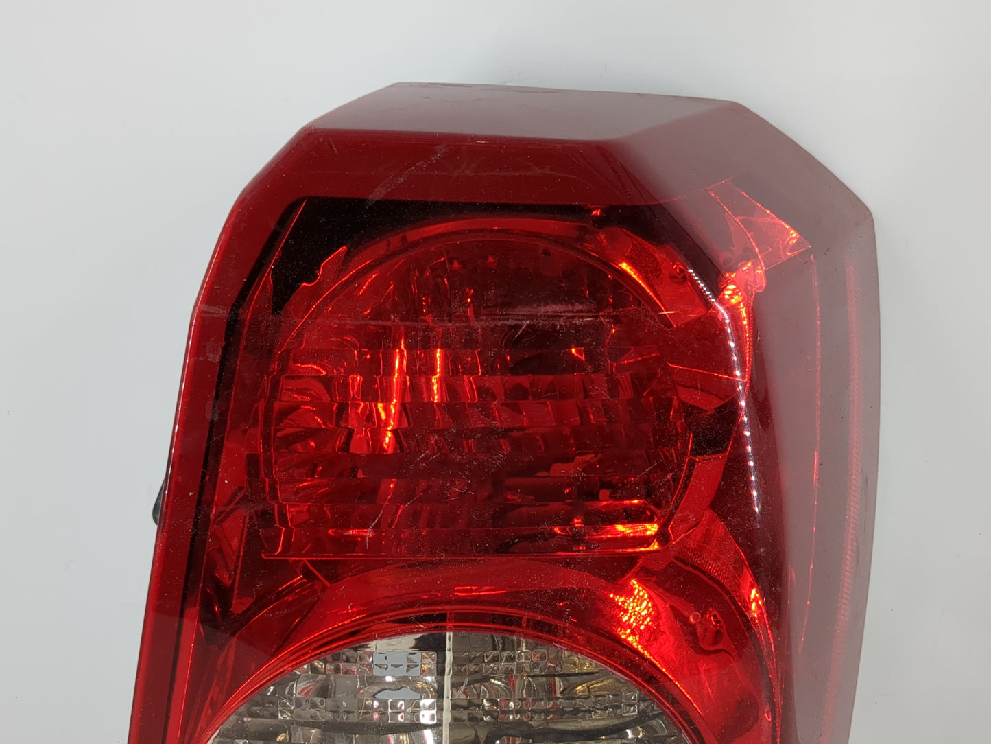 2008-2012 Dodge Caliber Tail Light Assembly Passenger Right OEM P/N:05303880 05303752 Fits Fits 2008 2009 2010 2011 2012 OEM