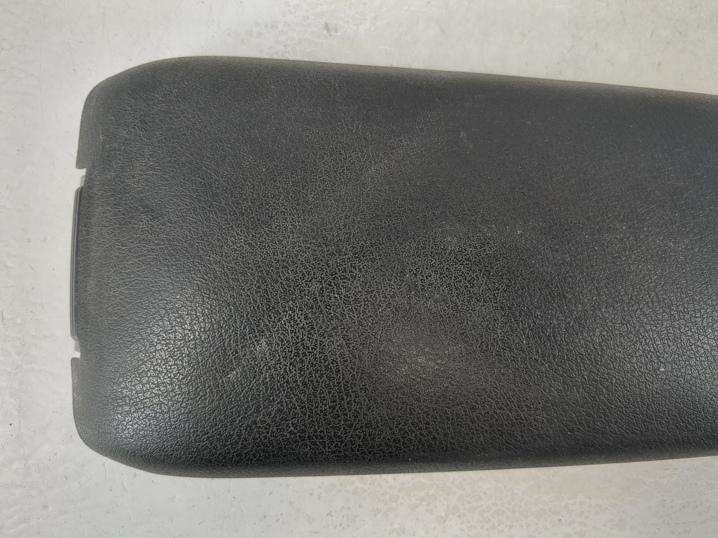 2010-2012 Dodge Caliber Center Console Armrest Cover Lid Fits Fits 2010 2011 2012 OEM Used Auto Parts - Oemusedautoparts1.co