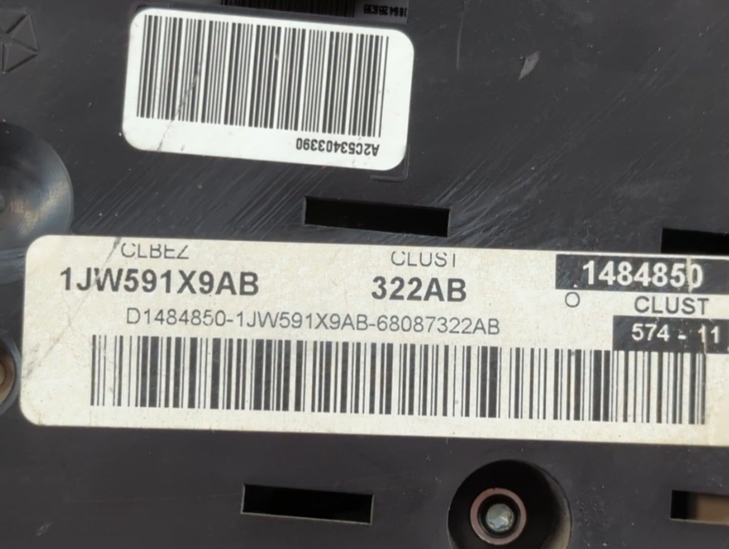 2011-2012 Dodge Caliber Instrument Cluster Speedometer Gauges P/N:P68087322AC Miles: Fits Fits 2011 2012 OEM Used Auto Parts