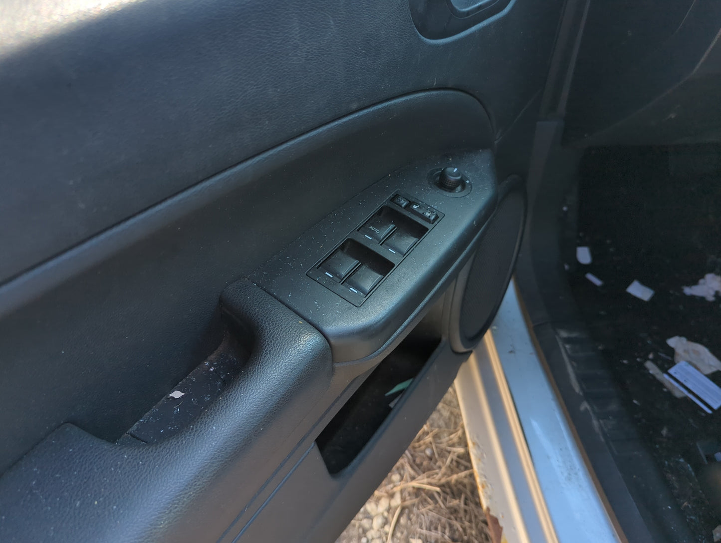 2011-2012 Dodge Caliber Master Power Window Switch Replacement Driver Side Left Fits OEM Used Auto Parts - Oemusedautoparts1