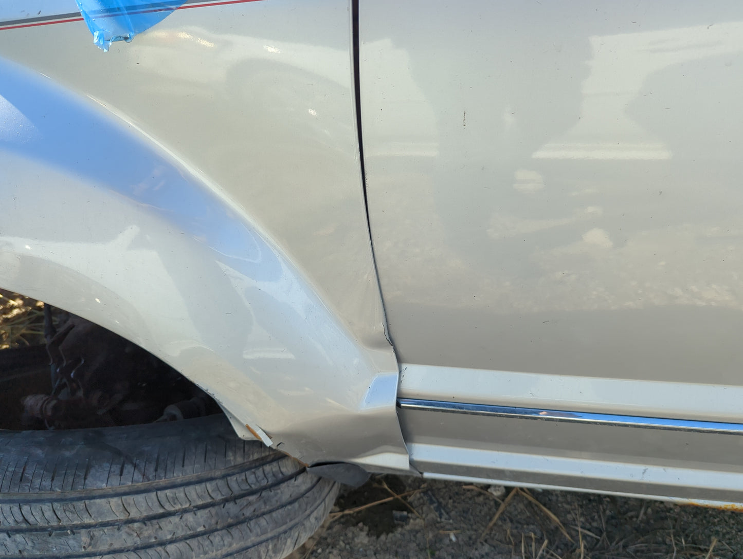 2011-2012 Dodge Caliber Driver Front Door Oem 1155103 - Oemusedautoparts1.com