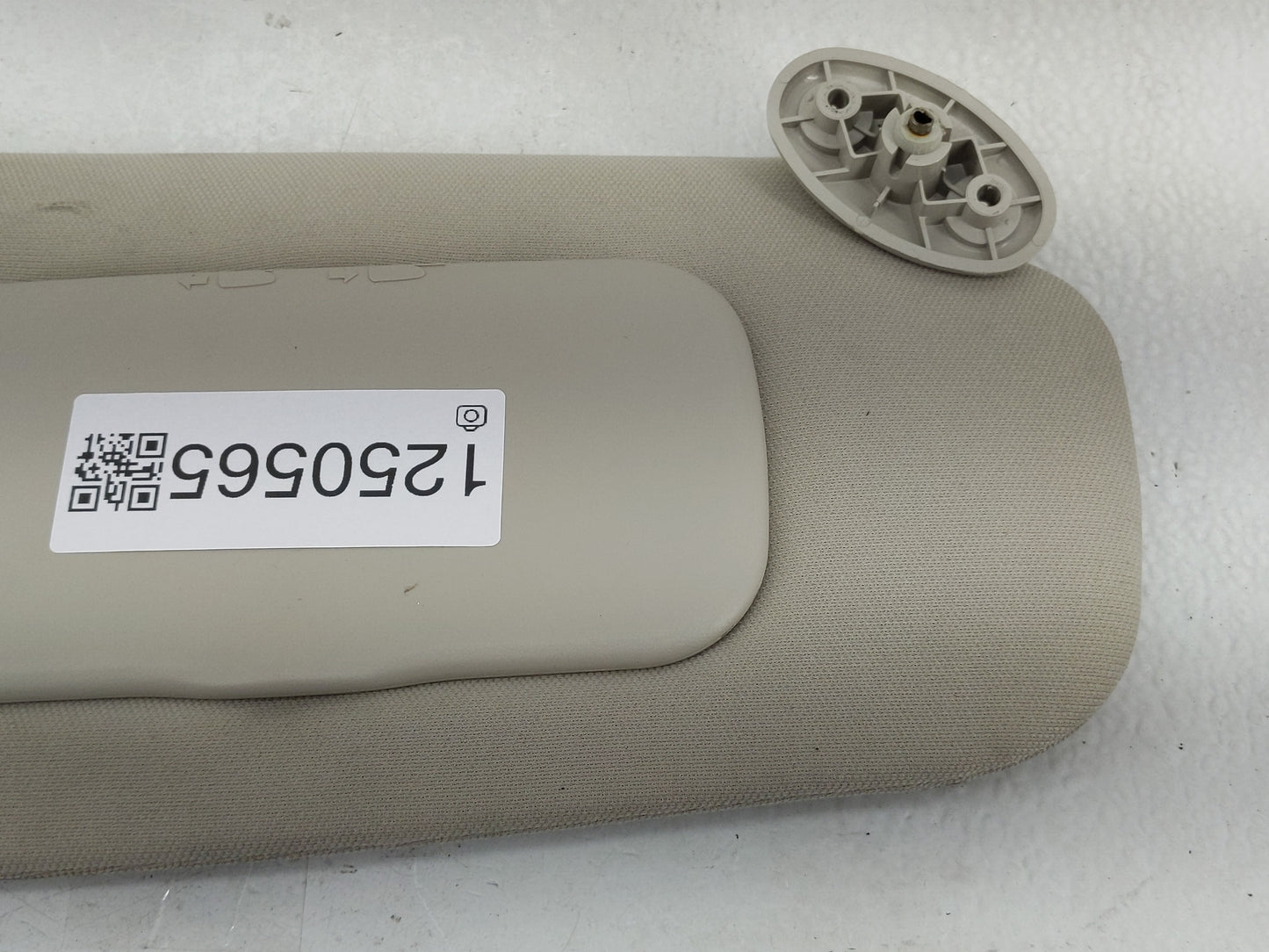 2009-2012 Dodge Caliber Sun Visor Shade Replacement Passenger Right Mirror Fits Fits 2009 2010 2011 2012 OEM Used Auto Parts