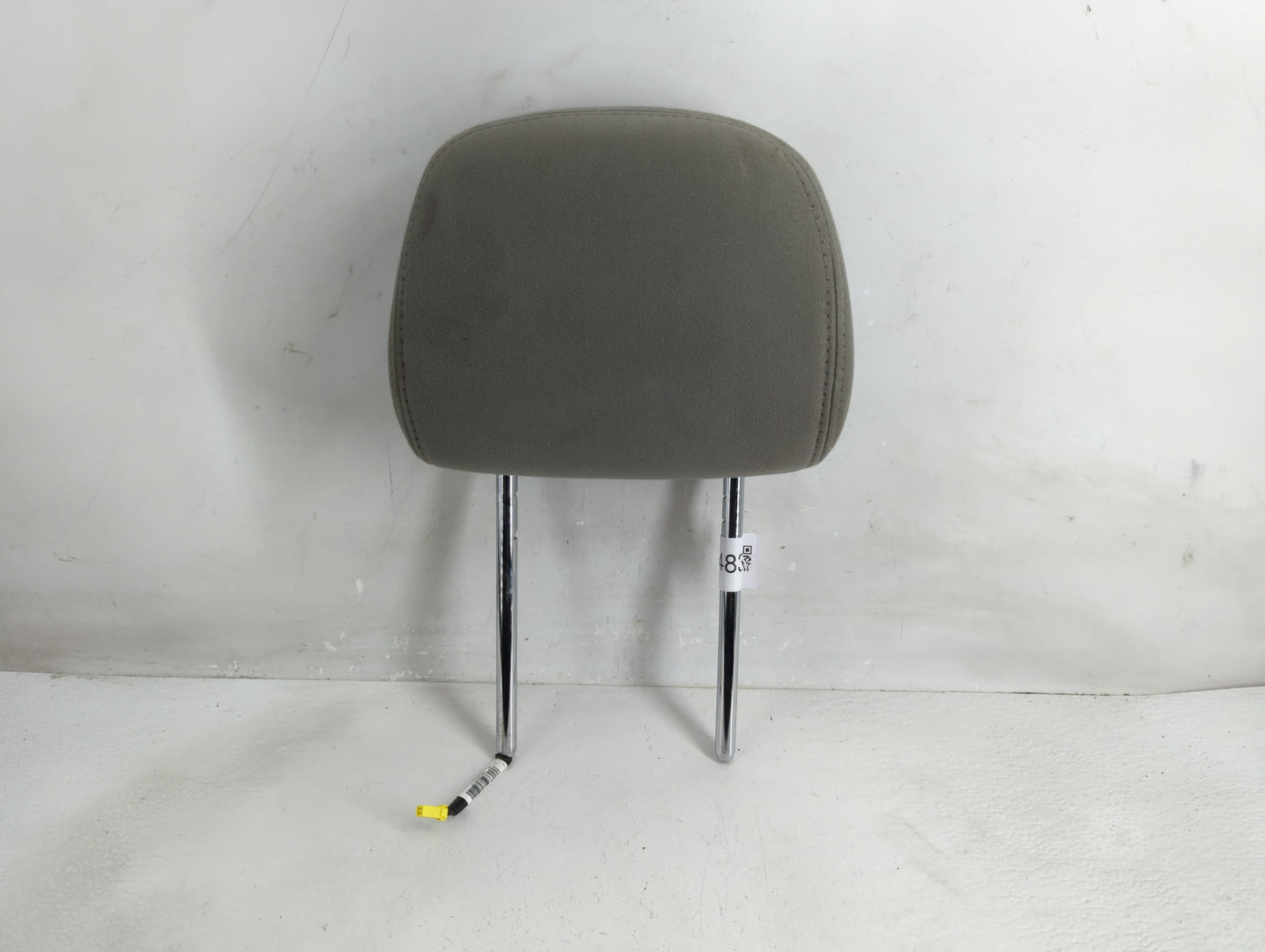 2011 Dodge Caliber Headrest Head Rest Rear Seat Fits OEM Used Auto Parts - Oemusedautoparts1.com
