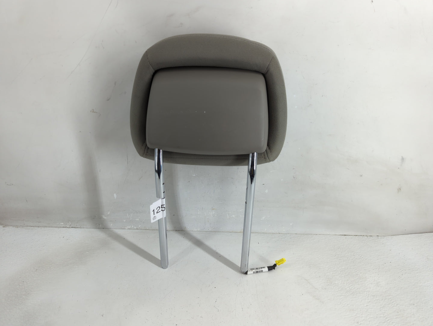 2011 Dodge Caliber Headrest Head Rest Rear Seat Fits OEM Used Auto Parts - Oemusedautoparts1.com