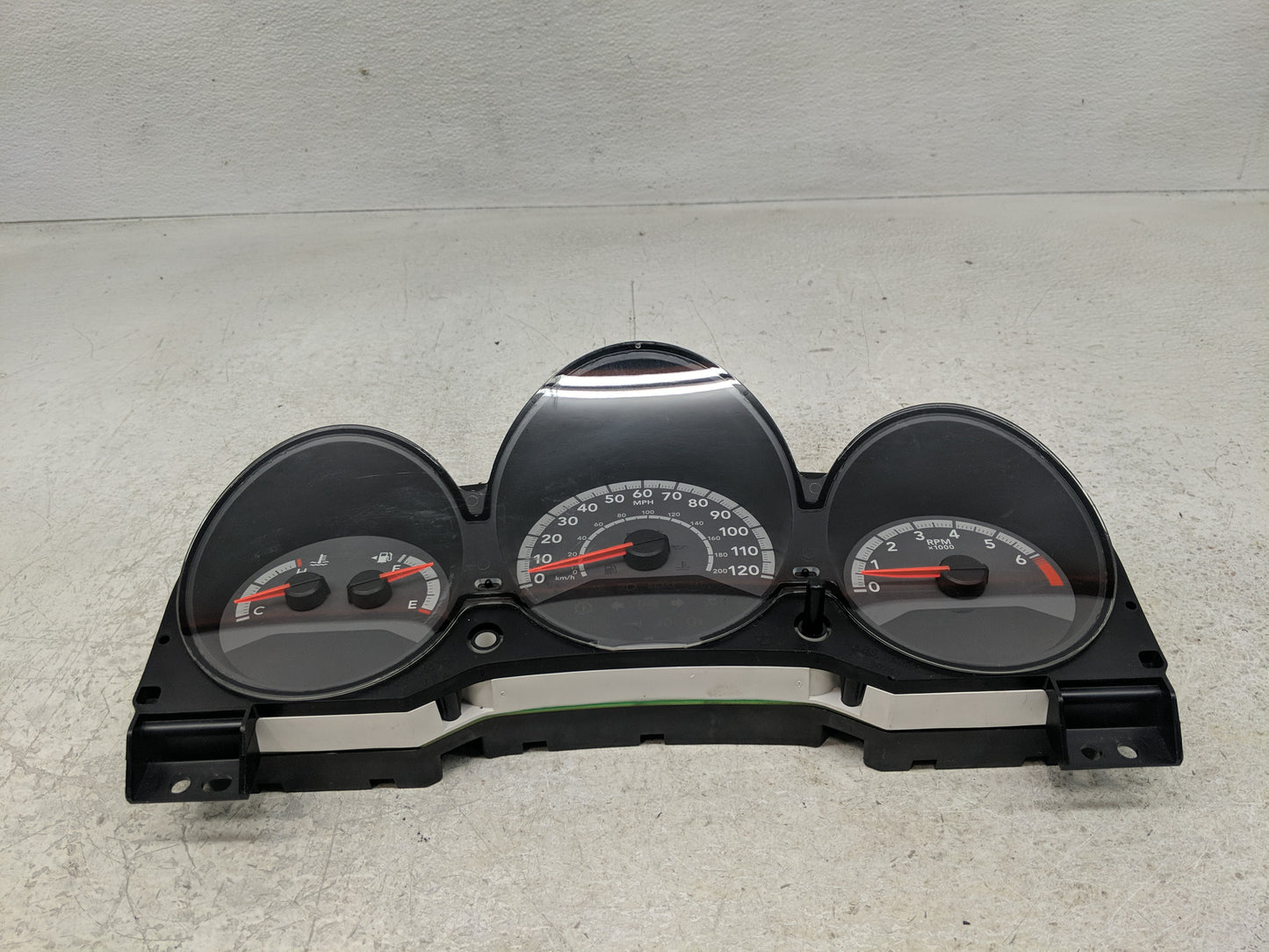 2011-2012 Dodge Caliber Instrument Cluster Speedometer Gauges P/N:P68087323AB Fits Fits 2011 2012 OEM Used Auto Parts - Oemu