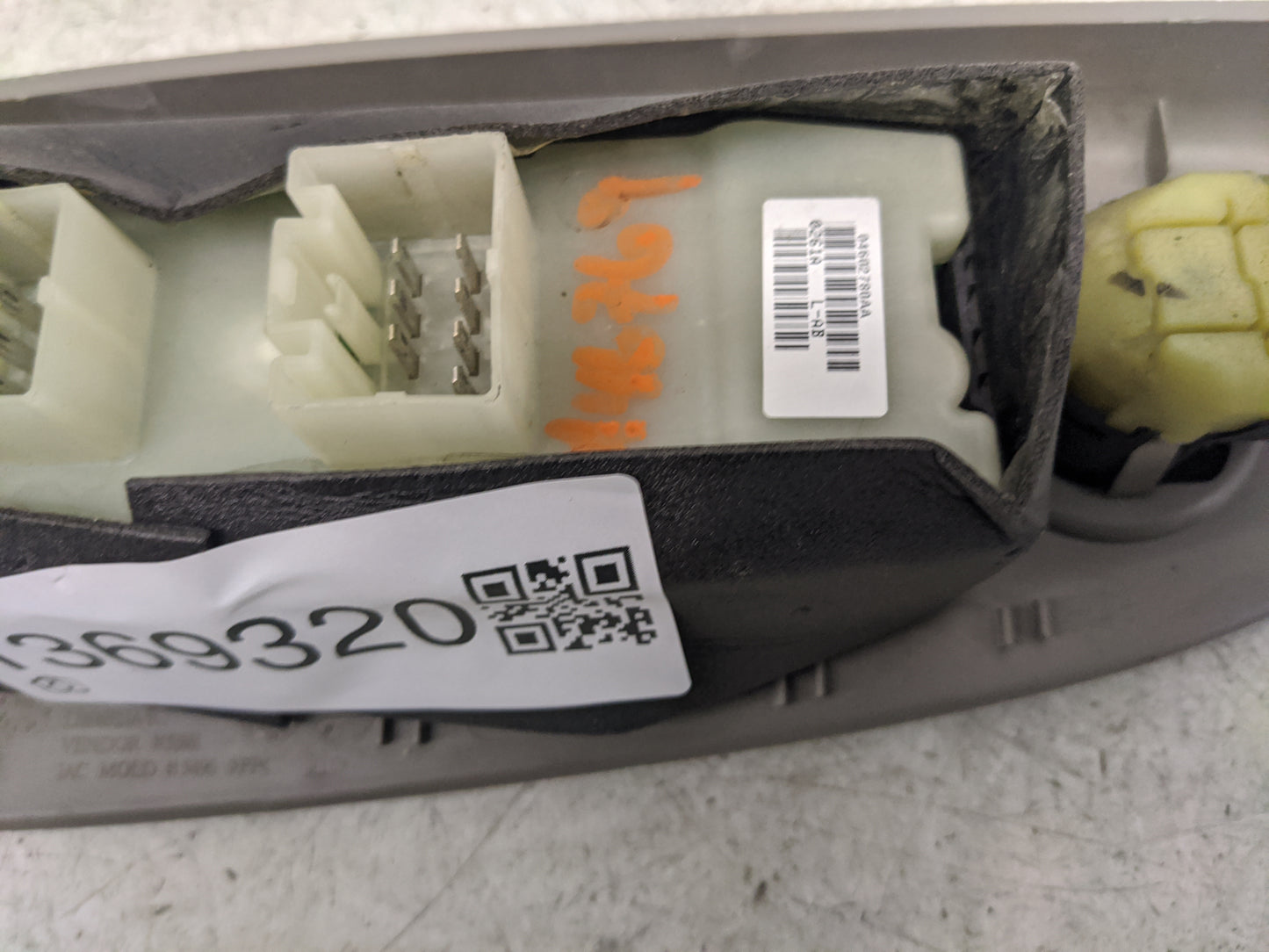 2011-2012 Dodge Caliber Master Power Window Switch Replacement Driver Side Left Fits OEM Used Auto Parts - Oemusedautoparts1