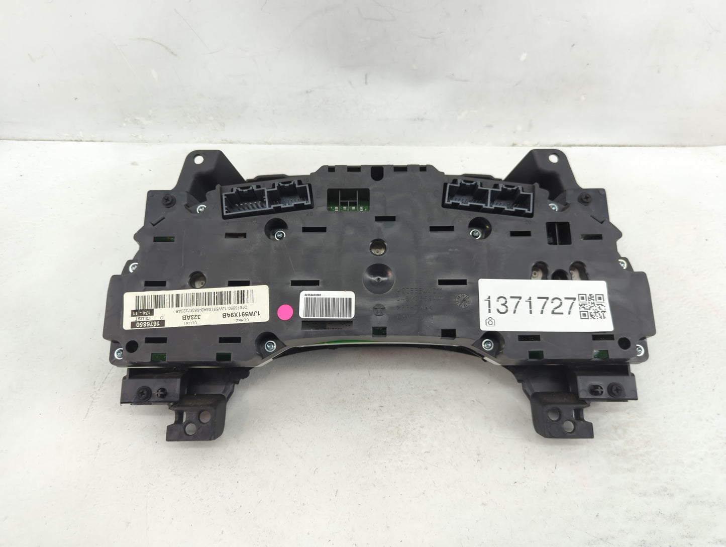 2011-2012 Dodge Caliber Instrument Cluster Speedometer Gauges P/N:68087323AB Fits Fits 2011 2012 OEM Used Auto Parts - Oemus