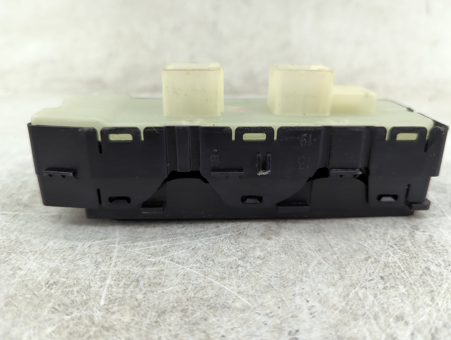 2011-2012 Dodge Caliber Master Power Window Switch Replacement Driver Side Left Fits OEM Used Auto Parts - Oemusedautoparts1