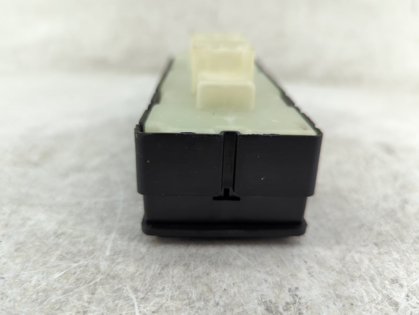 2011-2012 Dodge Caliber Master Power Window Switch Replacement Driver Side Left Fits OEM Used Auto Parts - Oemusedautoparts1