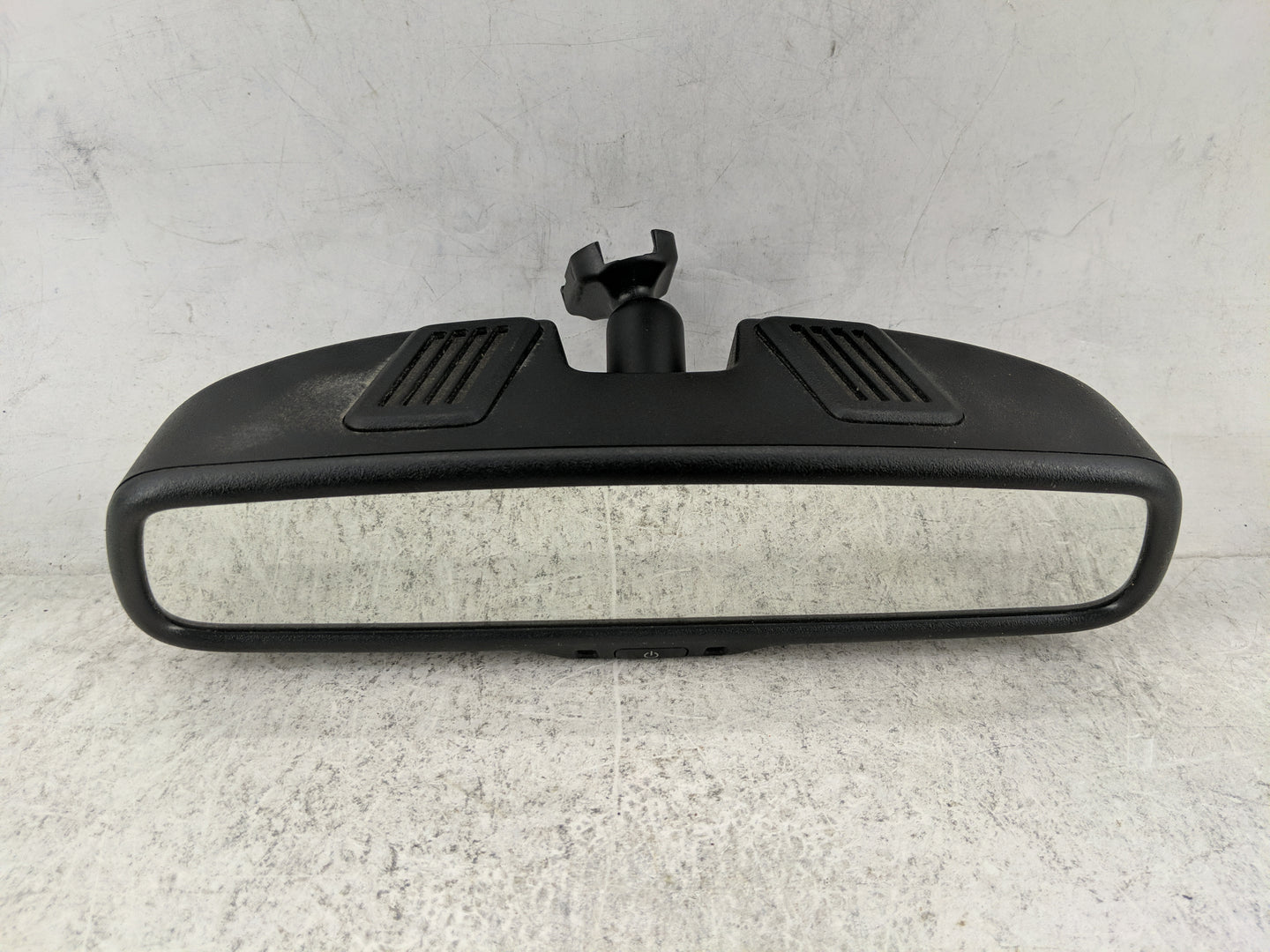 2007-2012 Dodge Caliber Interior Rear View Mirror Replacement OEM P/N:E11 026130 GNTX-610 Fits OEM Used Auto Parts - Oemused