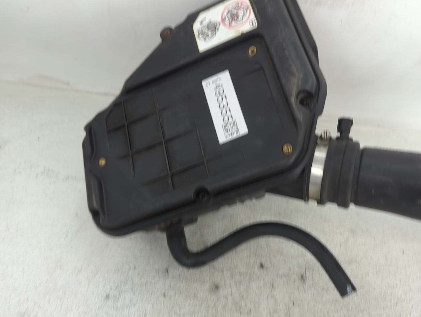 2011-2012 Dodge Caliber Air Cleaner Intake-duct Hose Tube 1495355 - Oemusedautoparts1.com