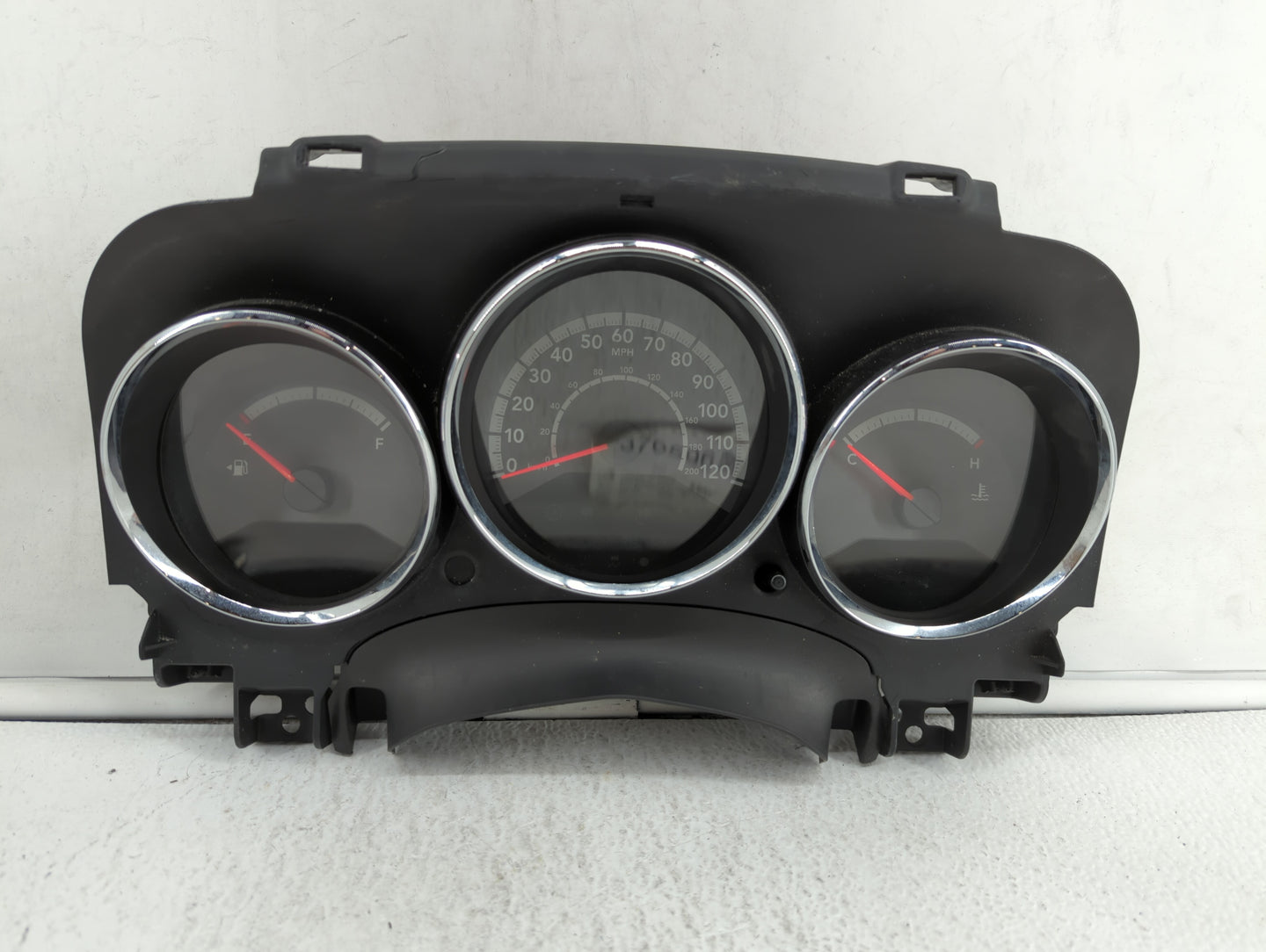 2011-2012 Dodge Caliber Instrument Cluster Speedometer Gauges P/N:P68087322AB Fits Fits 2011 2012 OEM Used Auto Parts - Oemu