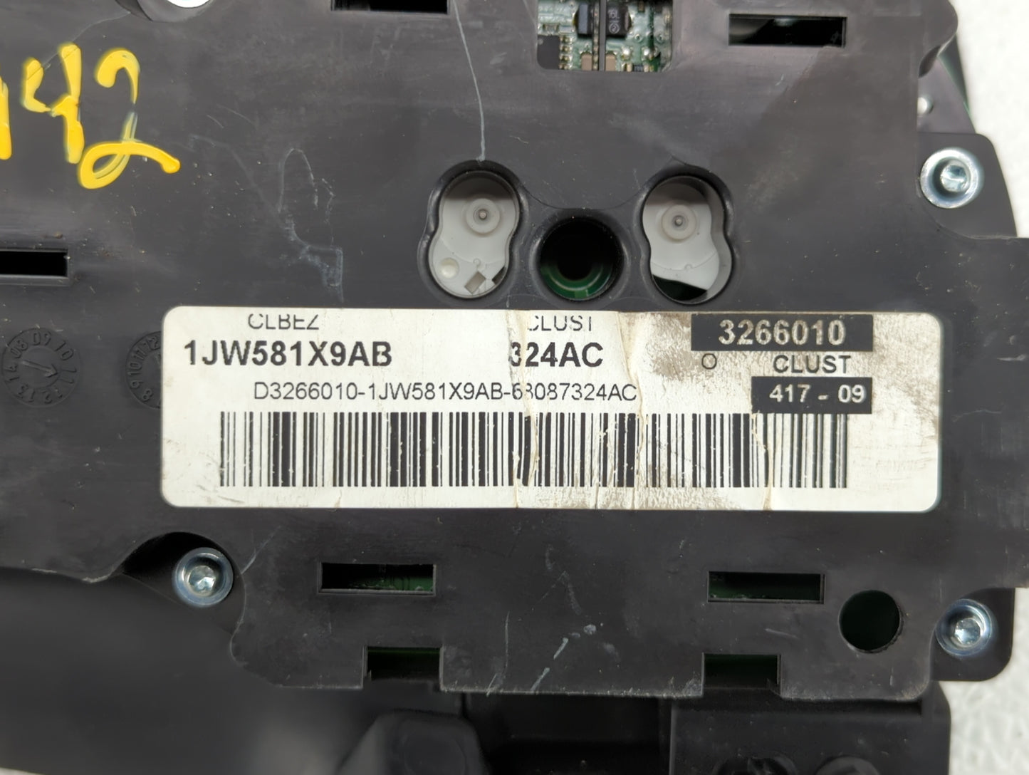 2011-2012 Dodge Caliber Instrument Cluster Speedometer Gauges P/N:68087324AC 1JW581X9AB Fits Fits 2011 2012 OEM Used Auto Pa