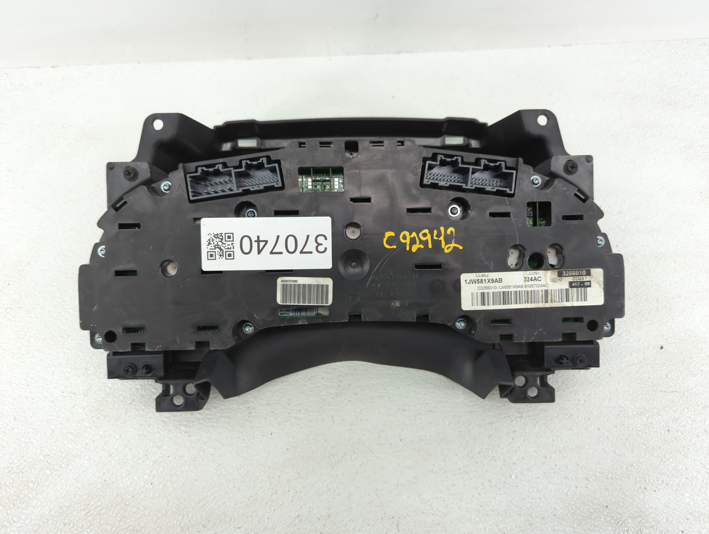 2011-2012 Dodge Caliber Instrument Cluster Speedometer Gauges P/N:68087324AC 1JW581X9AB Fits Fits 2011 2012 OEM Used Auto Pa