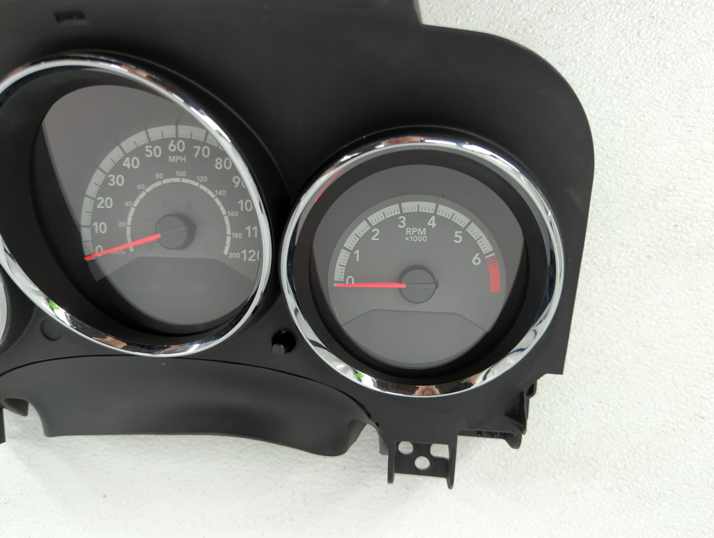 2011-2012 Dodge Caliber Instrument Cluster Speedometer Gauges P/N:P68087323AC P68087323AB Fits Fits 2011 2012 OEM Used Auto 