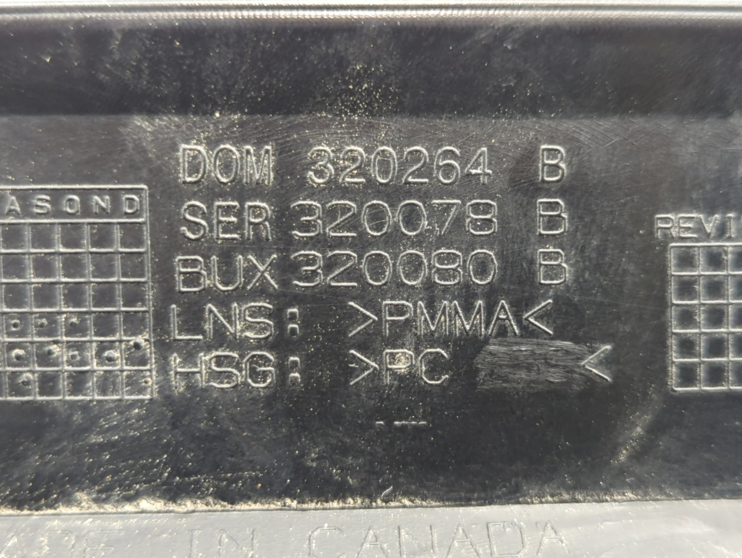 2008-2012 Dodge Caliber Tail Light Assembly Passenger Right OEM P/N:05303880AH 05160360AA Fits Fits 2008 2009 2010 2011 2012