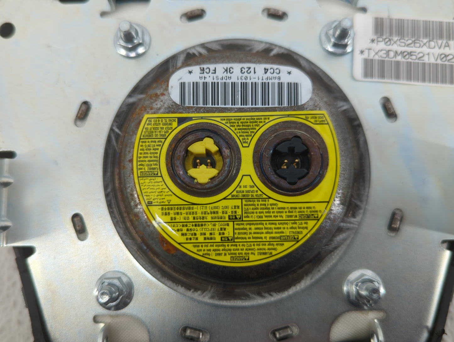 2010-2012 Dodge Caliber Air Bag Driver Left Steering Wheel Mounted P/N:BAMPT1-1031 Fits Fits 2010 2011 2012 OEM Used Auto Pa