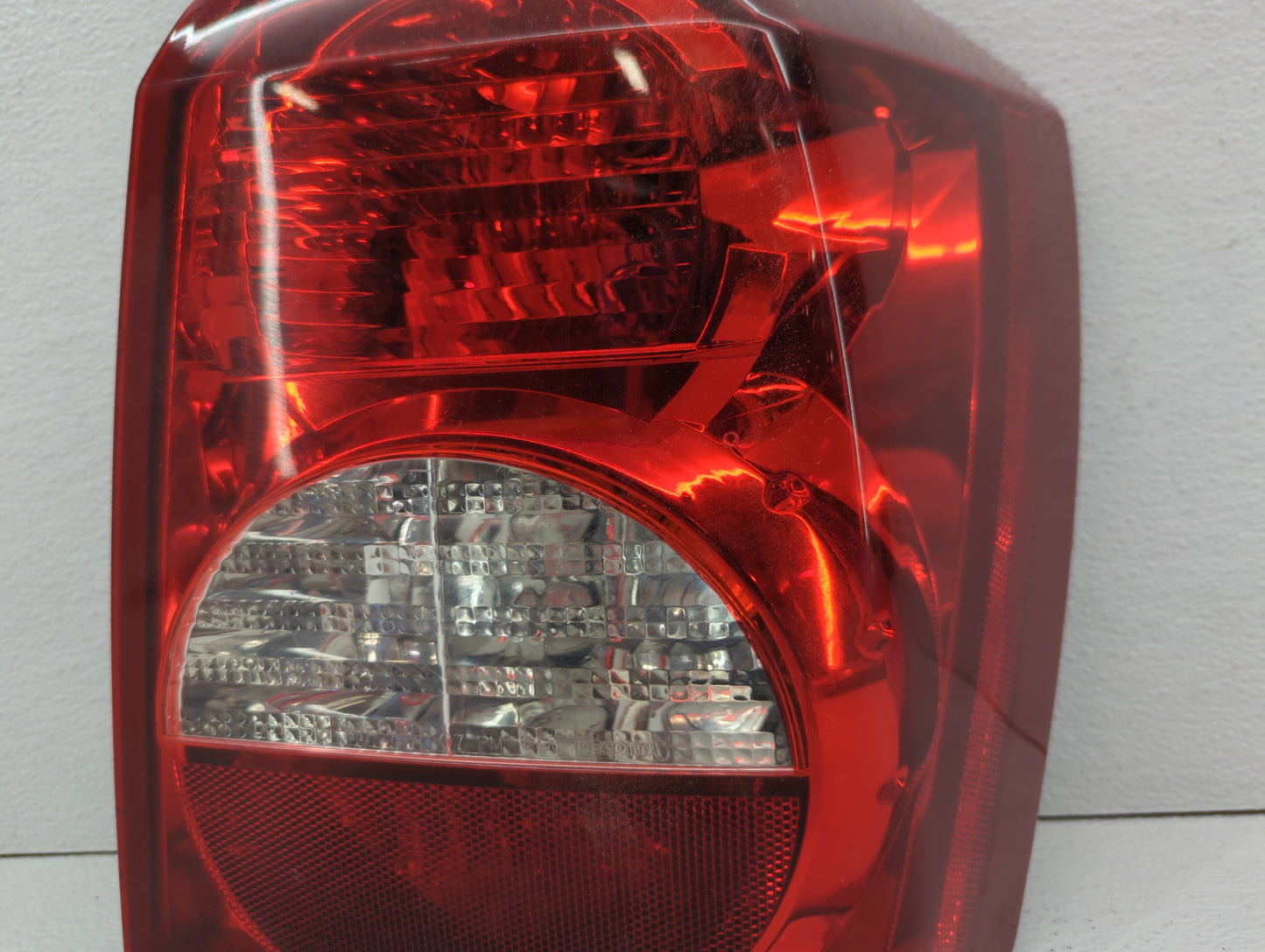 2008-2012 Dodge Caliber Tail Light Assembly Passenger Right OEM P/N:320264 B 05303752AH Fits Fits 2008 2009 2010 2011 2012 O