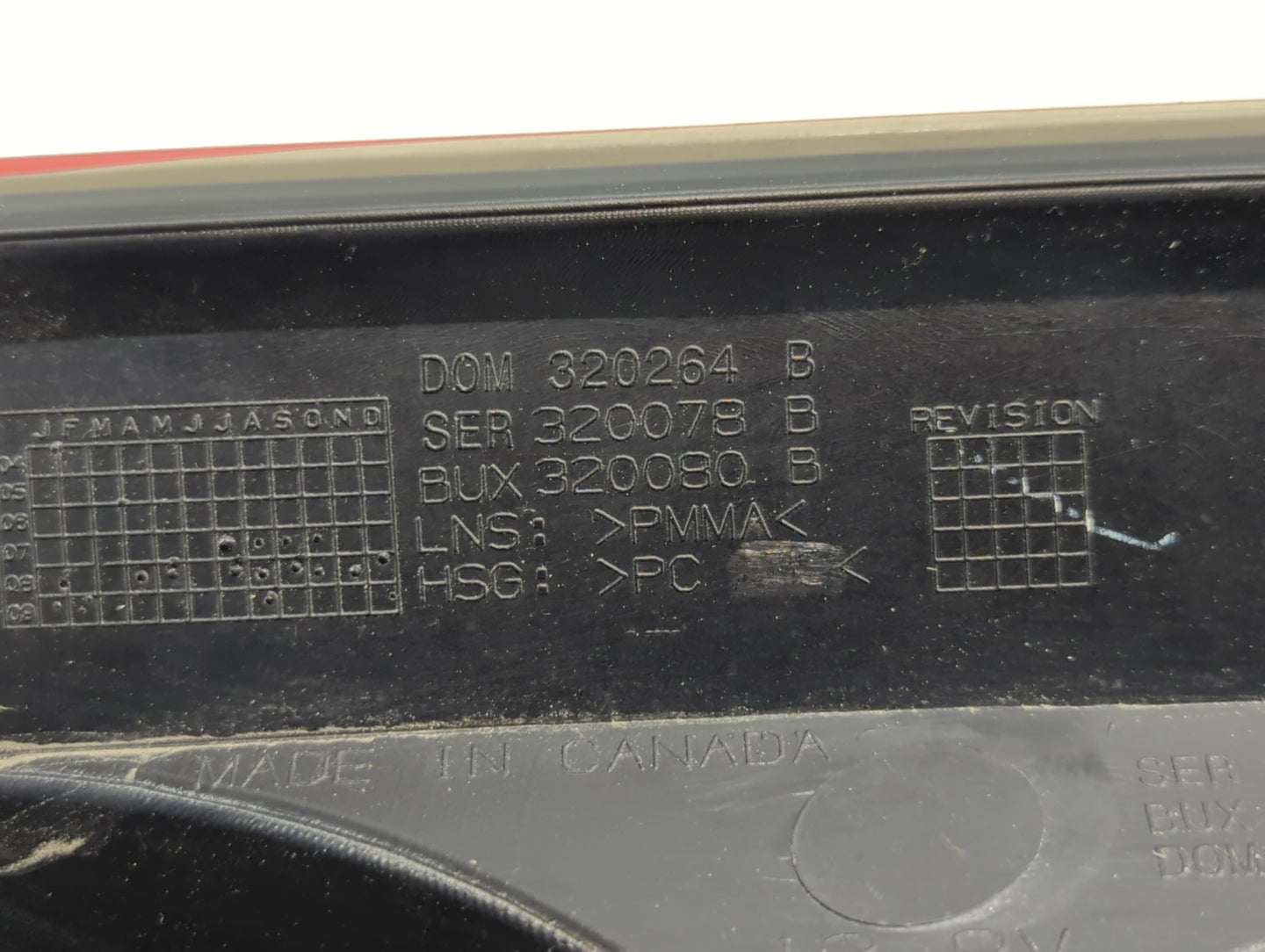 2008-2012 Dodge Caliber Tail Light Assembly Passenger Right OEM P/N:320264 B 05303752AH Fits Fits 2008 2009 2010 2011 2012 O