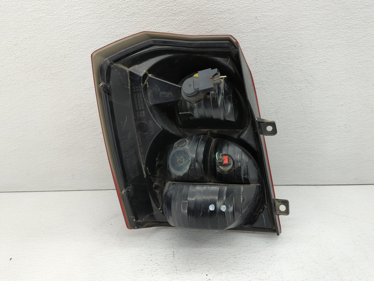 2008-2012 Dodge Caliber Tail Light Assembly Passenger Right OEM P/N:320264 B 05303752AH Fits Fits 2008 2009 2010 2011 2012 O