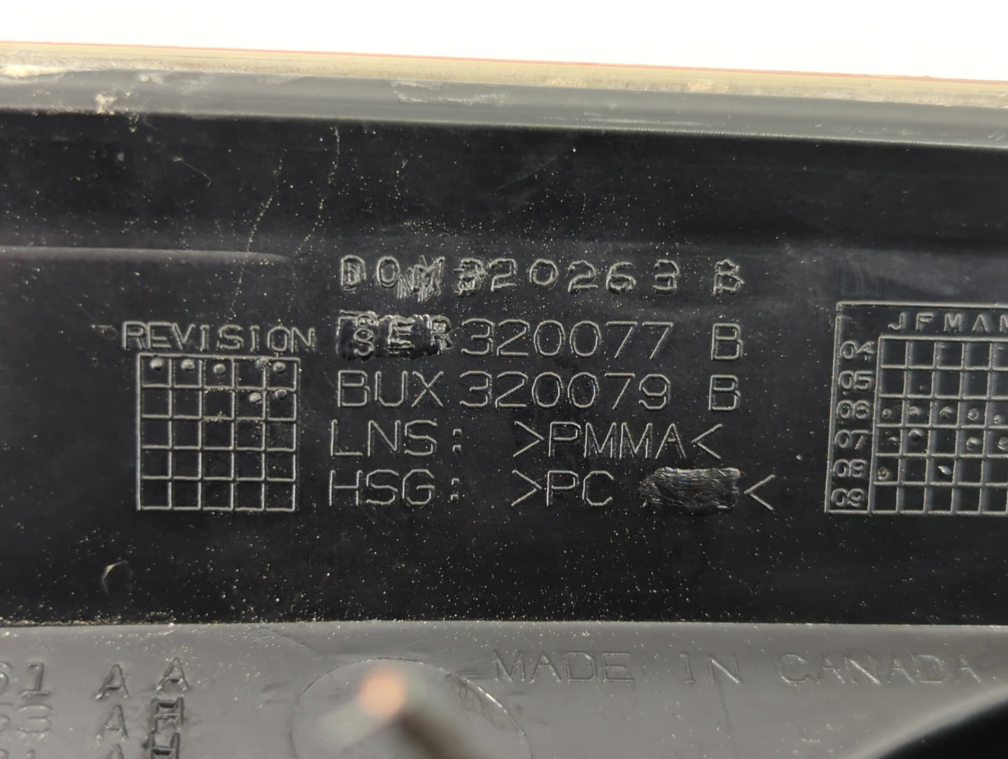 2008-2012 Dodge Caliber Tail Light Assembly Driver Left OEM P/N:5160361 AA 5303881 AH Fits Fits 2008 2009 2010 2011 2012 OEM