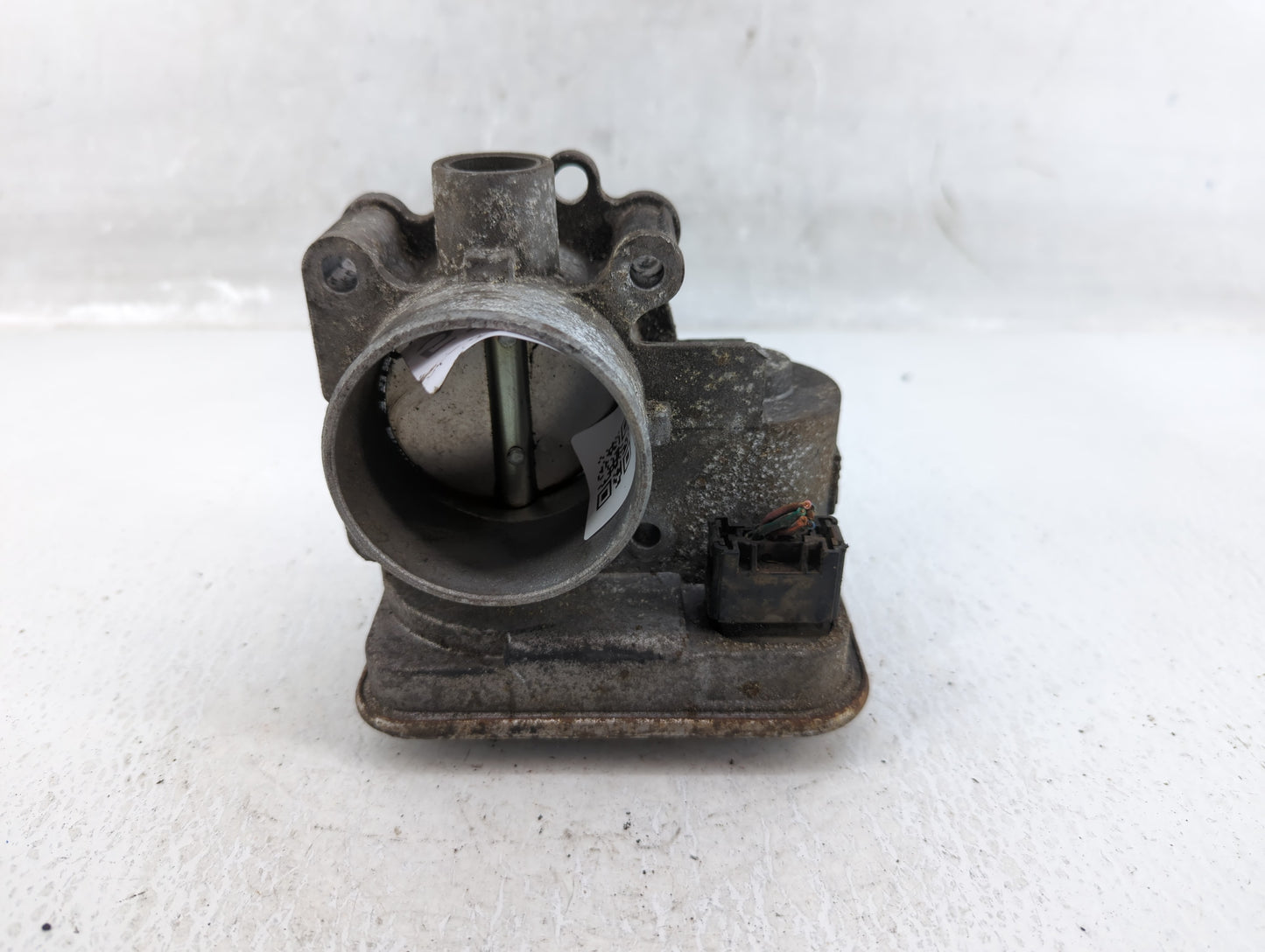 2007-2012 Dodge Caliber Throttle Body P/N:04891735AC 04891735AC- 3090 Fits OEM Used Auto Parts - Oemusedautoparts1.com