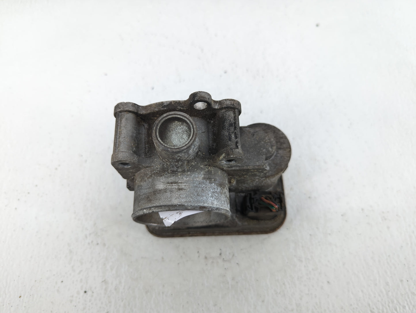 2007-2012 Dodge Caliber Throttle Body P/N:04891735AC 04891735AC- 3090 Fits OEM Used Auto Parts - Oemusedautoparts1.com