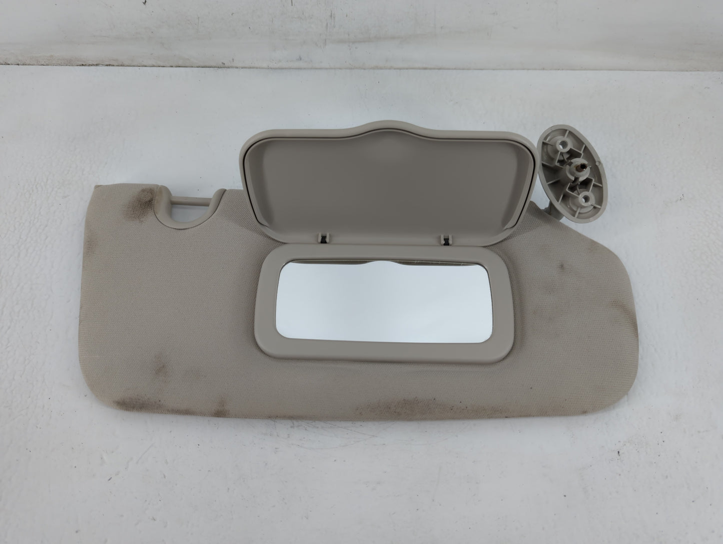 2009-2012 Dodge Caliber Sun Visor Shade Replacement Passenger Right Mirror Fits Fits 2009 2010 2011 2012 OEM Used Auto Parts