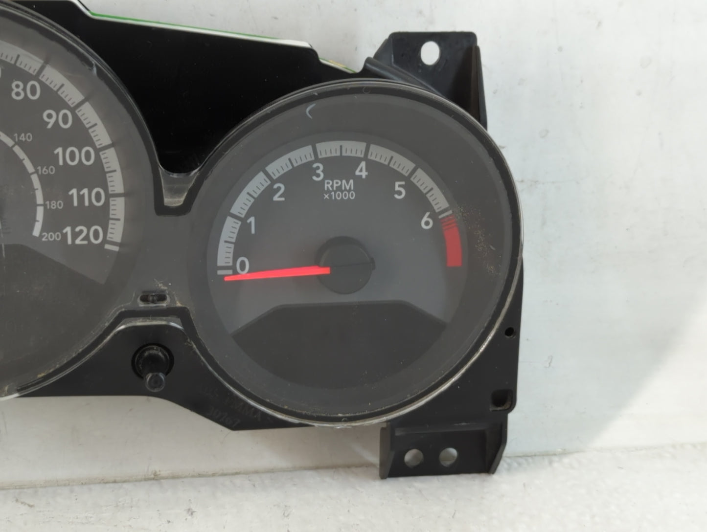 2011-2012 Dodge Caliber Instrument Cluster Speedometer Gauges P/N:P68087323AD Fits Fits 2011 2012 OEM Used Auto Parts - Oemu