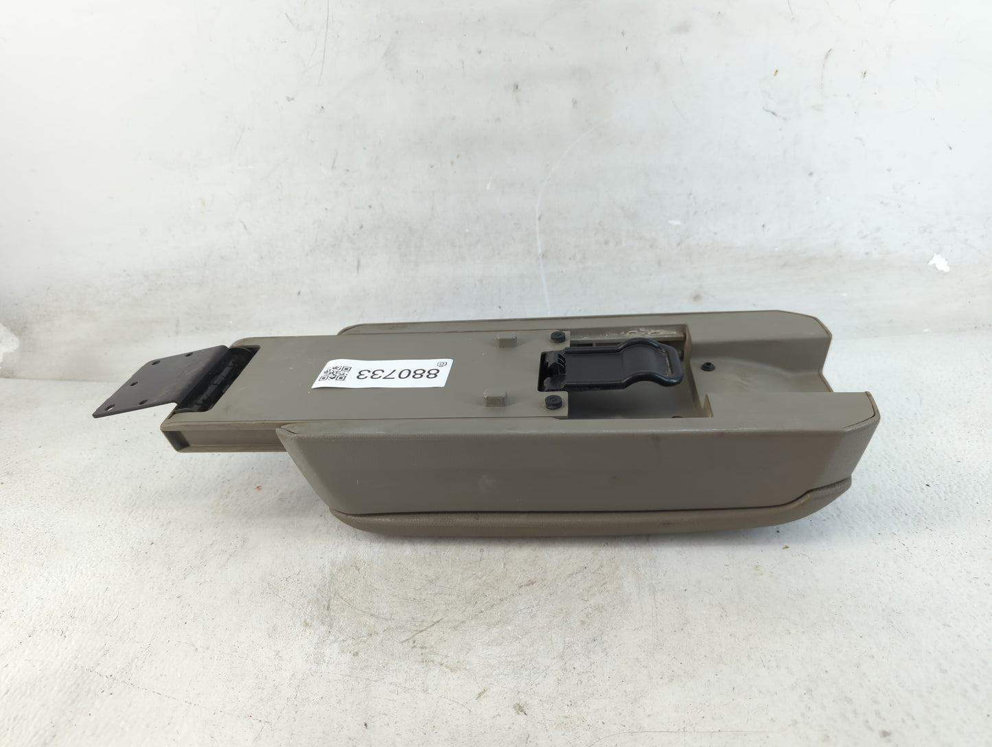 2011 Dodge Caliber Center Console Armrest Cover Lid Fits OEM Used Auto Parts - Oemusedautoparts1.com