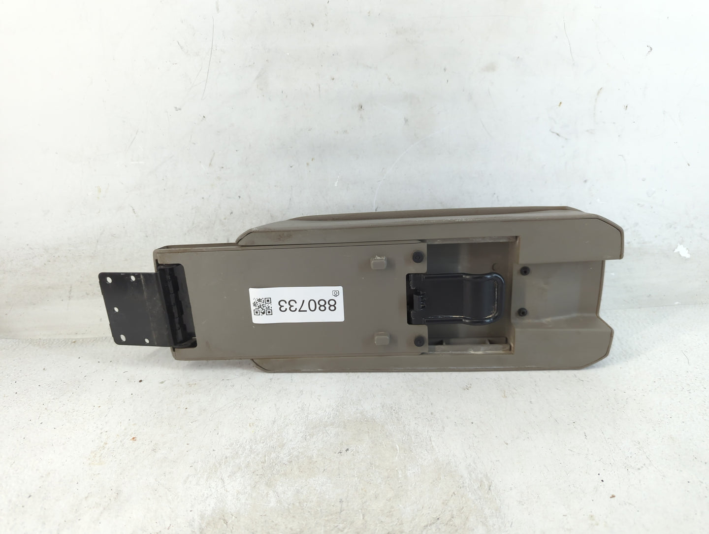 2011 Dodge Caliber Center Console Armrest Cover Lid Fits OEM Used Auto Parts - Oemusedautoparts1.com