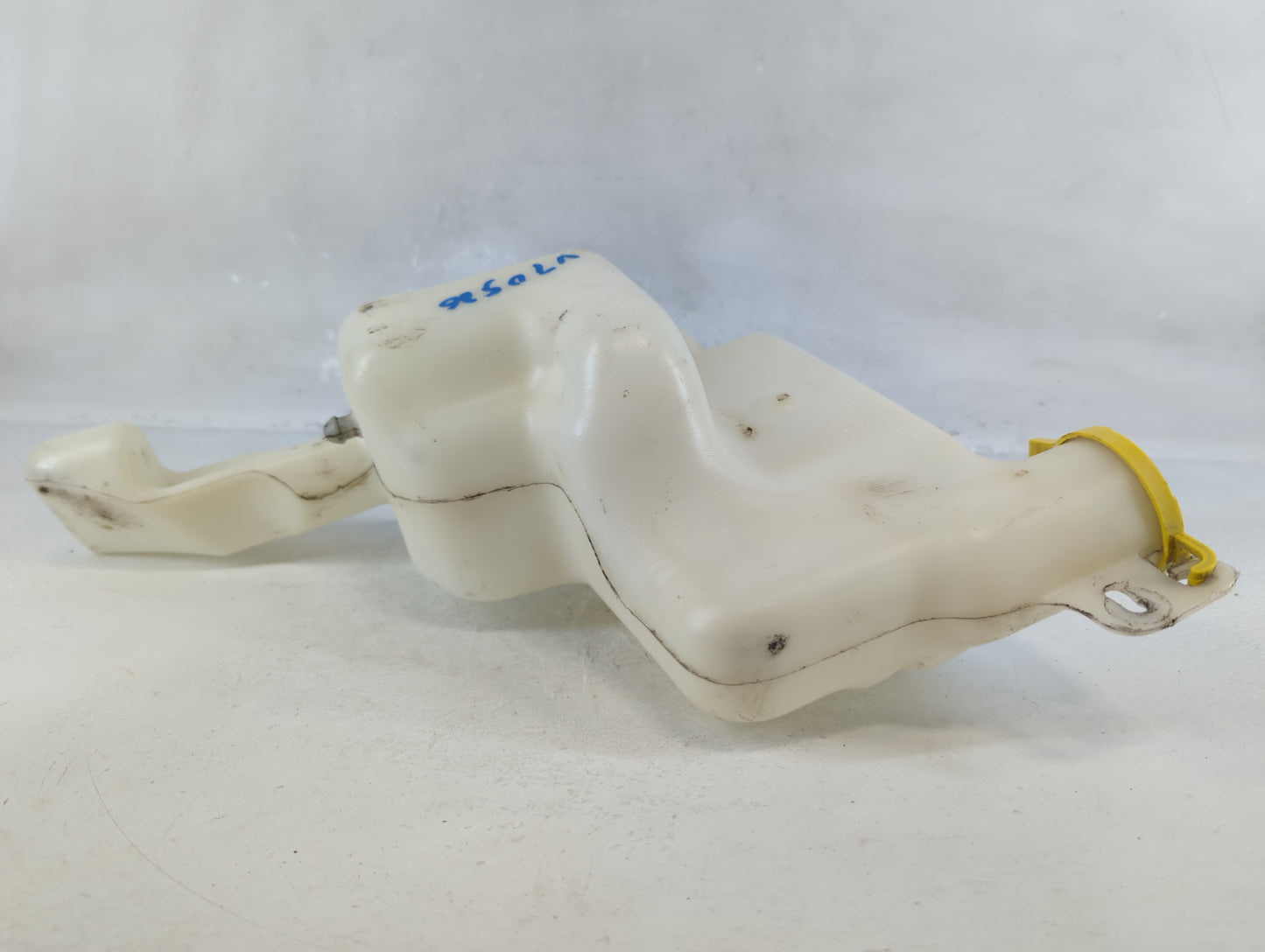2007-2012 Dodge Caliber Windshield Washer Fluid Reservoir Bottle Oem - Oemusedautoparts1.com