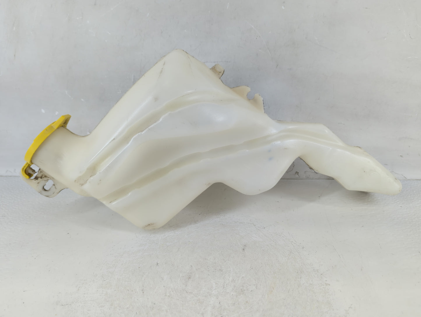 2007-2012 Dodge Caliber Windshield Washer Fluid Reservoir Bottle Oem - Oemusedautoparts1.com