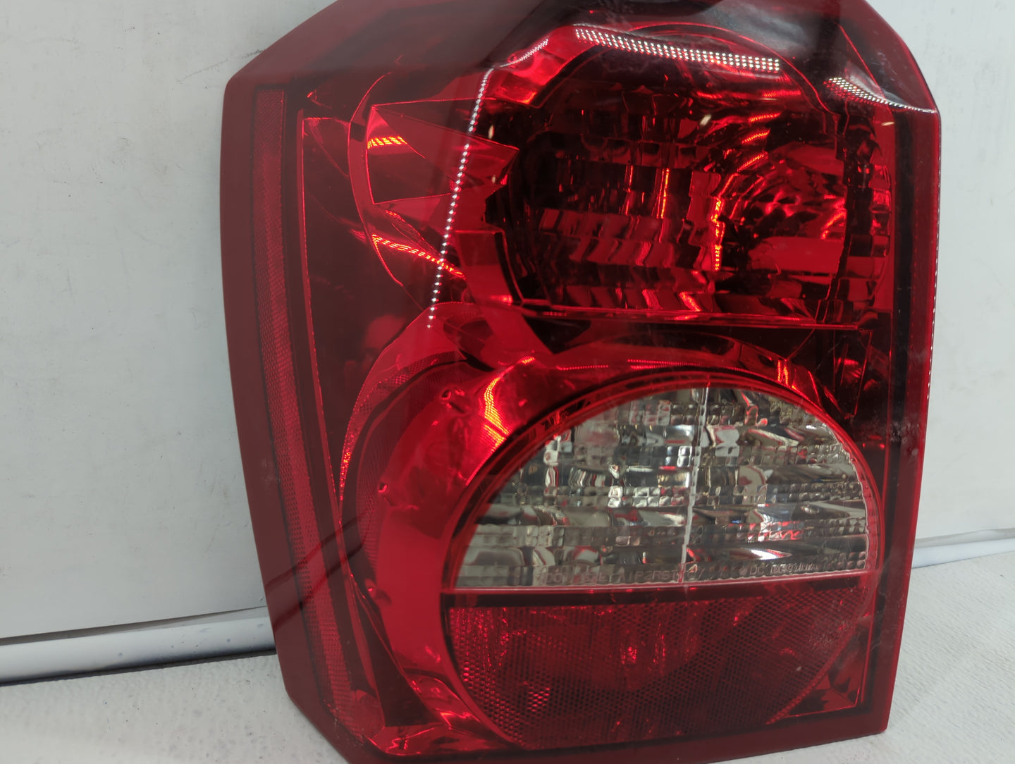 2011 Dodge Caliber Tail Light Assembly Passenger Right OEM P/N:05303880AH 05160360AA, 05303752AH Fits Fits 2008 2009 2010 20